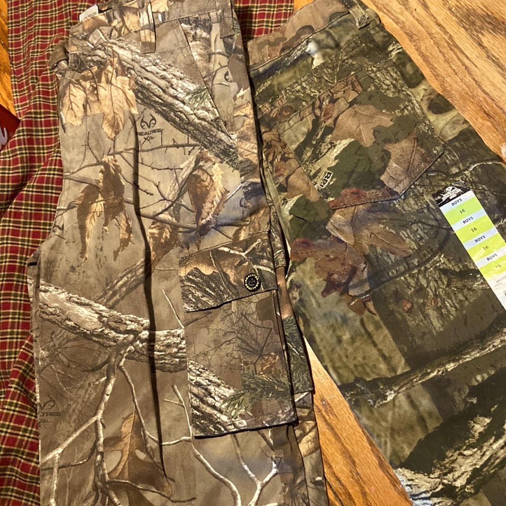 Camouflage pants. hunting pants
